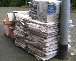 Oud papier inzameling